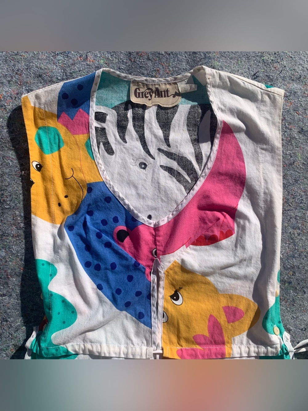 Designer Grey Ant cotton pinafore apron style top w/ a colorful animal print - Picture 4 of 16